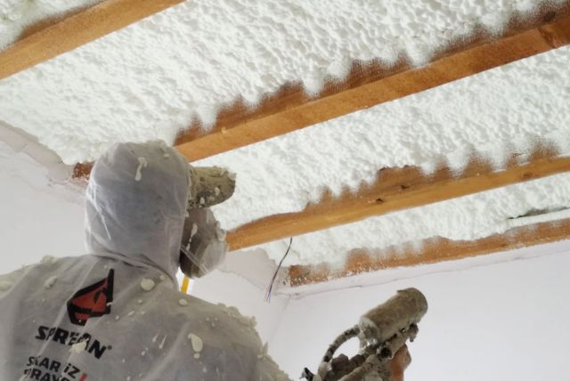 cati-arasi-poliuretan-uygulama-4